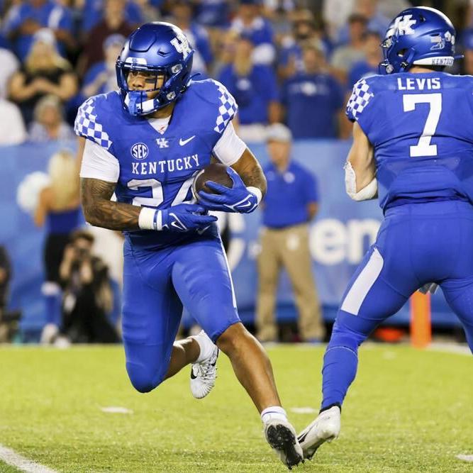 Chris Rodriguez Kentucky running back.jpeg